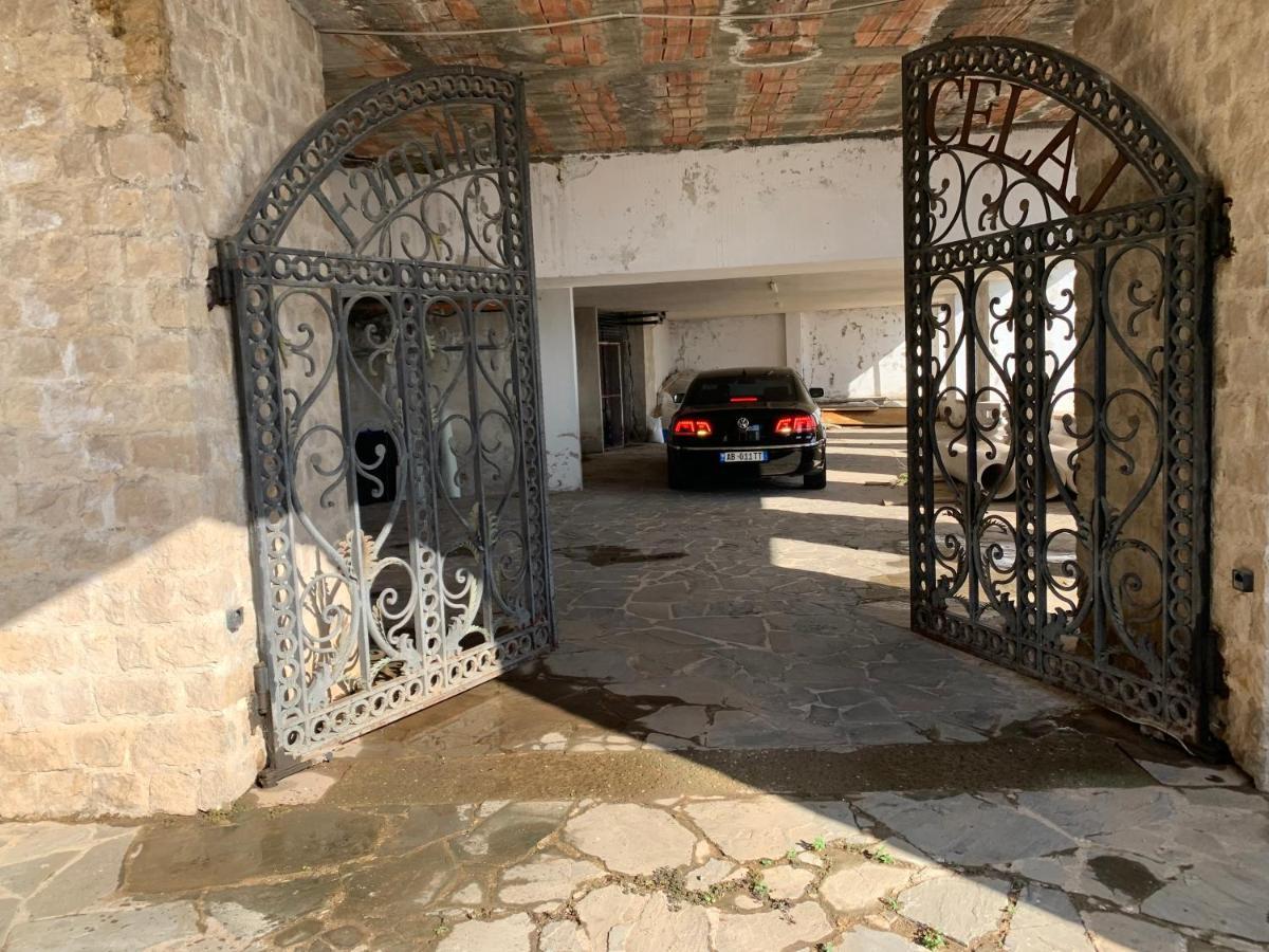 Villa Celaj “The Castle” Krujë Dış mekan fotoğraf